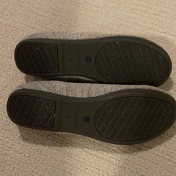 Girl’s Rothy’s - Picture 3 of 5